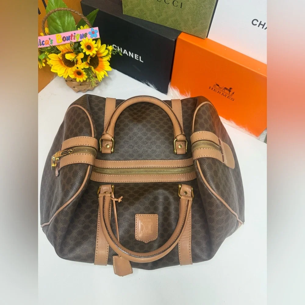 Auth CÈLINE Preowned EUC Tan and Brown Macadam Patterned Boston Bag with🔐